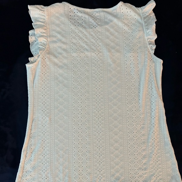 Elegant White Eyelet Ruffle Sleeve Top, Women’s Size M - Picture 4 of 9